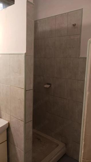 De vanzare apartament cu doua camere decomandate in Calea Sagului - 1