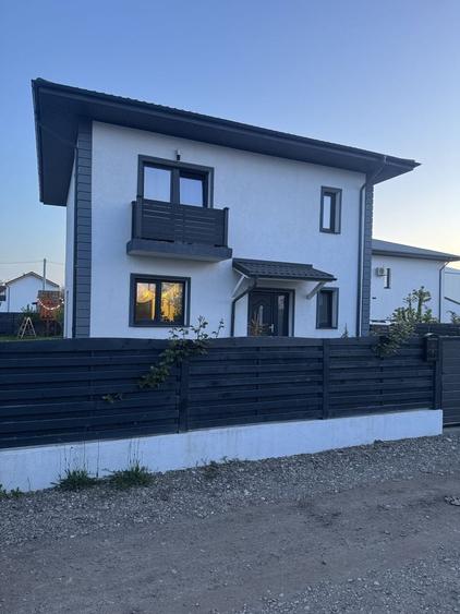 Casă cu 4 camere în Gura Câlnăului