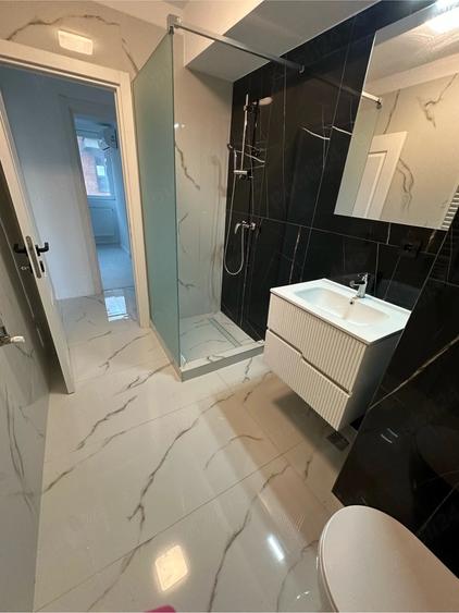 Apartament cu 2 camere semidecomandat în Cișmigiu