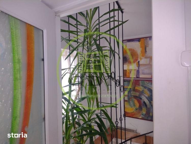 Casă cu 6 camere cu Teren 700 Mp în Valea Azugii