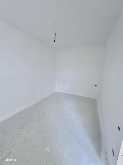 Casă cu 4 camere în Uiești