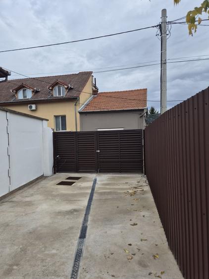 Casă cu 2 camere în Oșorhei