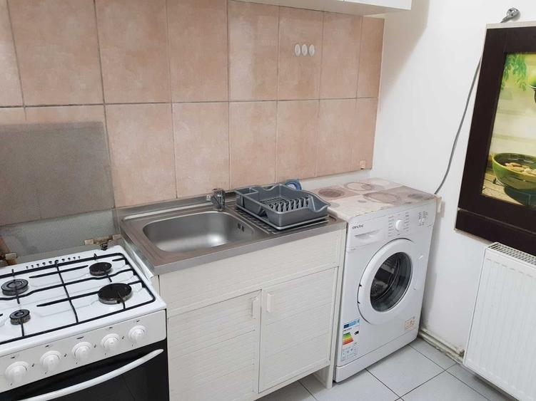 Garsonieră semidecomandată în Județean