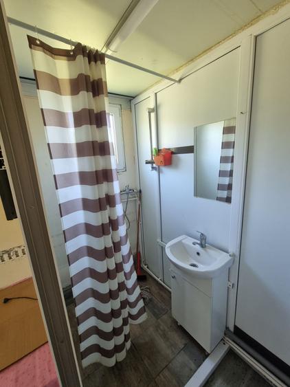 Casă cu 2 camere în Florești