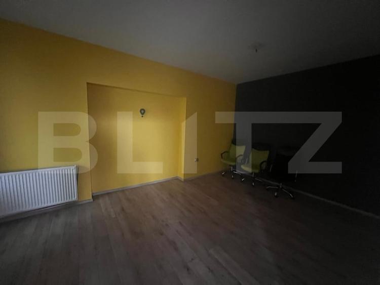 Birou, de 44 mp, în Gării