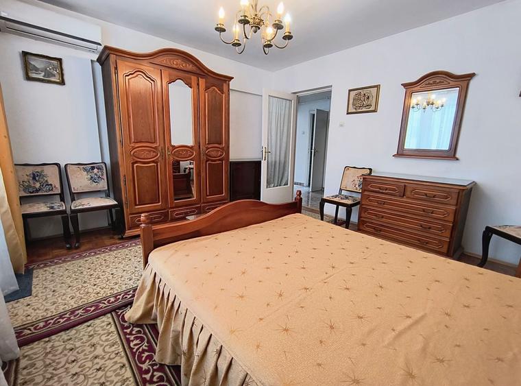 Apartament cu 2 camere semidecomandat, mobilat în Sala Palatului