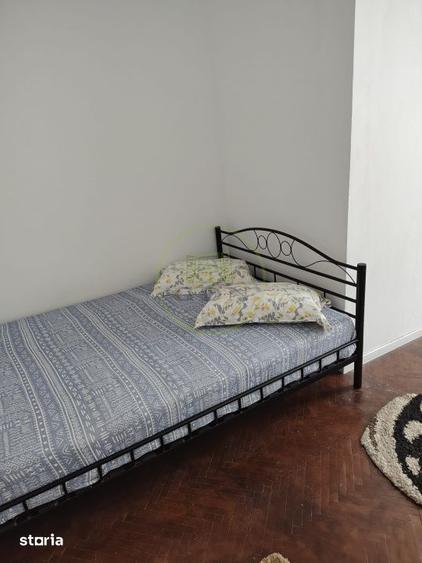 Apartament cu 3 camere, mobilat în Central