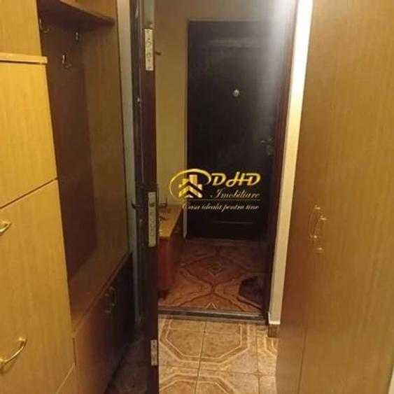 Apartament cu 2 camere semidecomandat în Tătărași