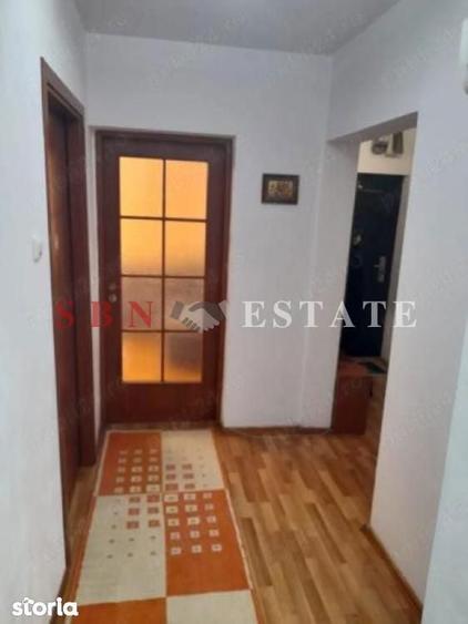 Apartament cu 3 camere decomandat, mobilat în Giurgiului