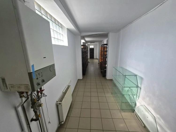 Spațiu comercial, de 136.06 mp, în Central