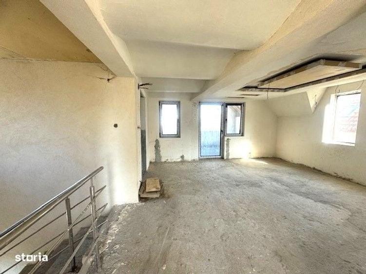 Casă cu 4 camere în Central