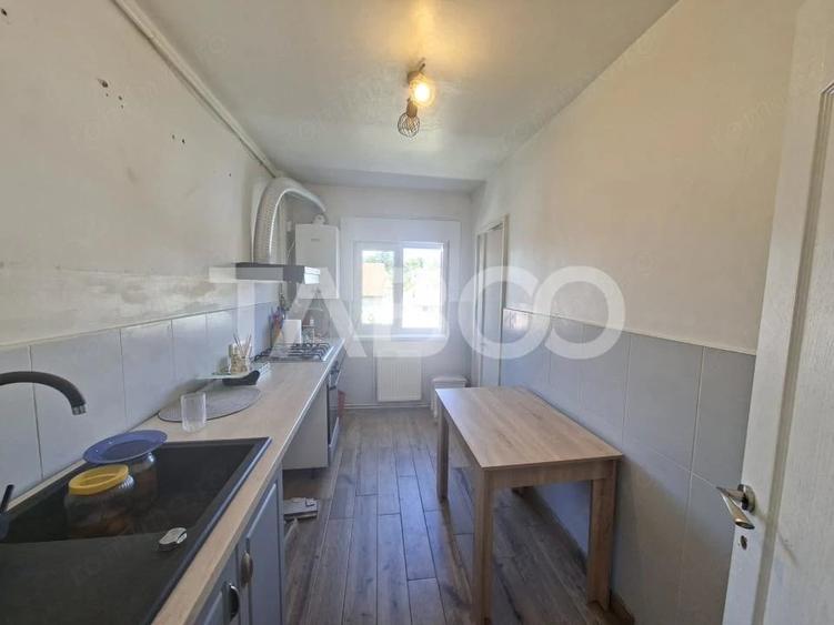 Apartament cu 2 camere decomandat în Ștrand