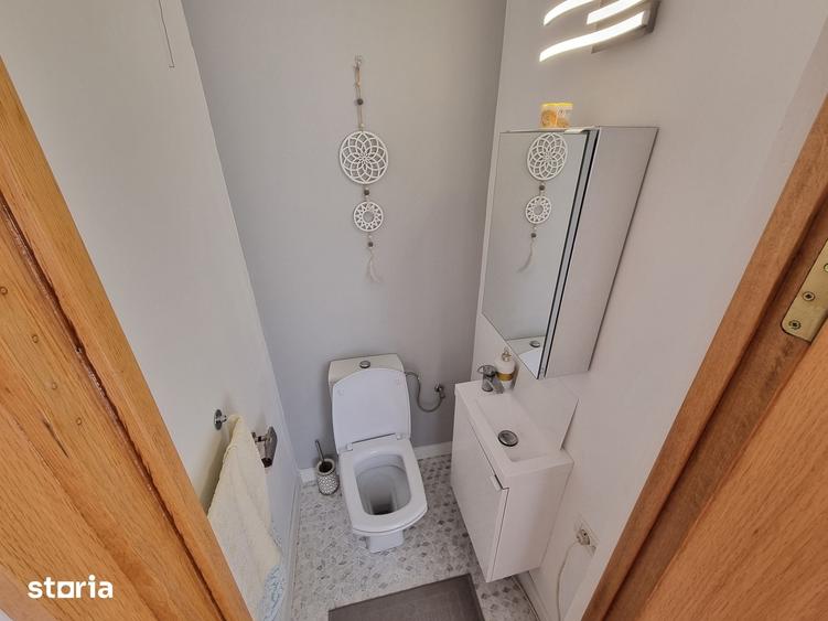 Casă cu 4 camere cu Teren 290 Mp în Central