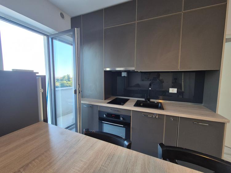 Apartament cu 3 camere decomandat în Aradului