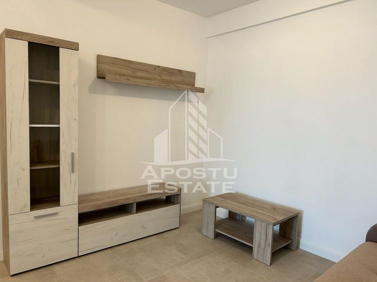 Apartament cu 2 camere decomandat, mobilat în Soarelui