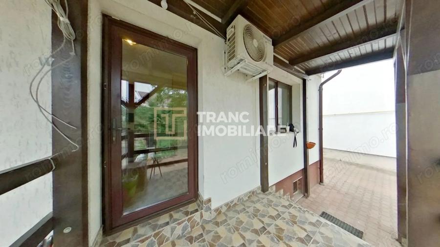 Casă cu 2 camere cu Teren 400 Mp în Pârneava
