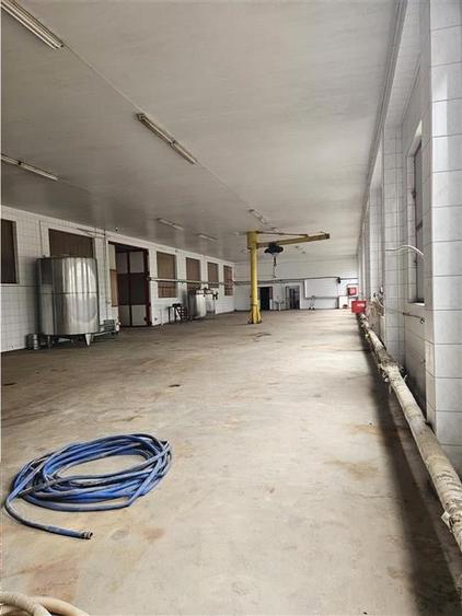 Spațiu industrial, de 2,200 mp, în Mârșa