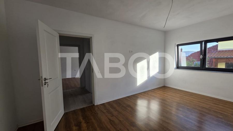 Apartament cu 3 camere decomandat în Sebeș