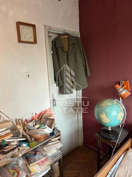 Apartament cu 4 camere decomandat, mobilat în Complex Studențesc