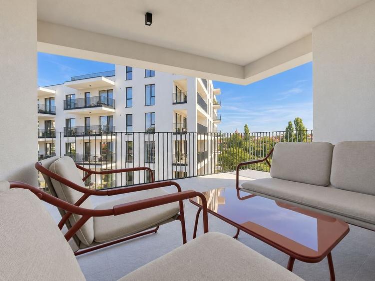 Apartament cu 3 camere decomandat, mobilat în Ultracentral