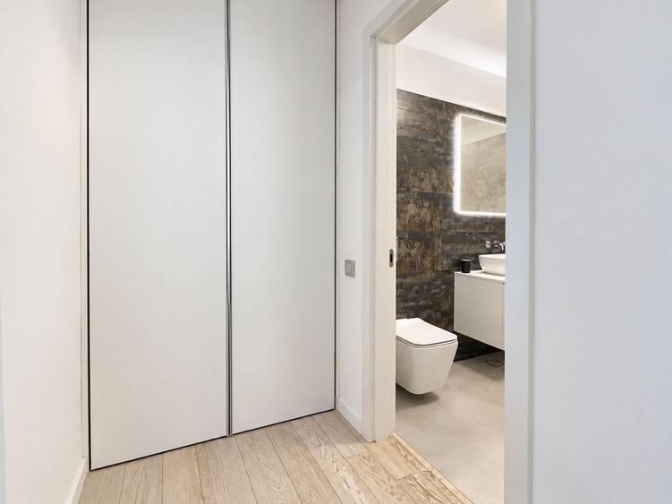 Apartament cu 2 camere decomandat în Herăstrău