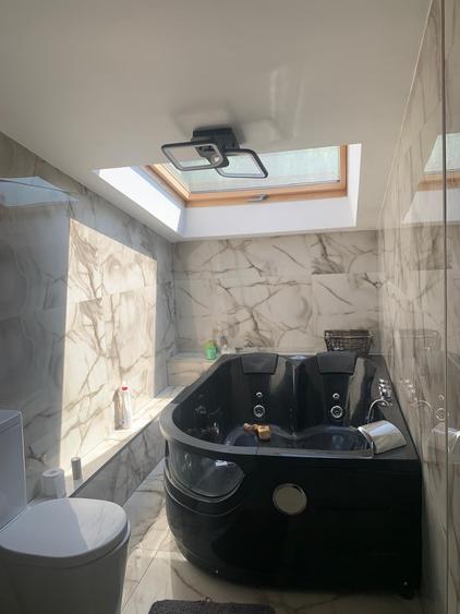 Casă cu 5 camere cu Canalizare în Puchenii Mari