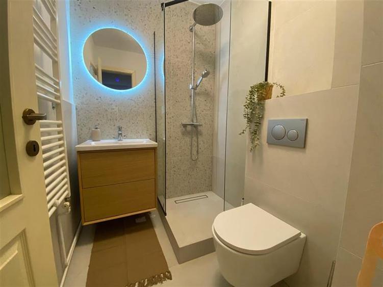 Apartament cu 4 camere semidecomandat, mobilat în Grigorescu