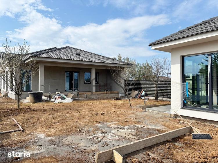 Casă cu 4 camere cu Teren 750 Mp în Central