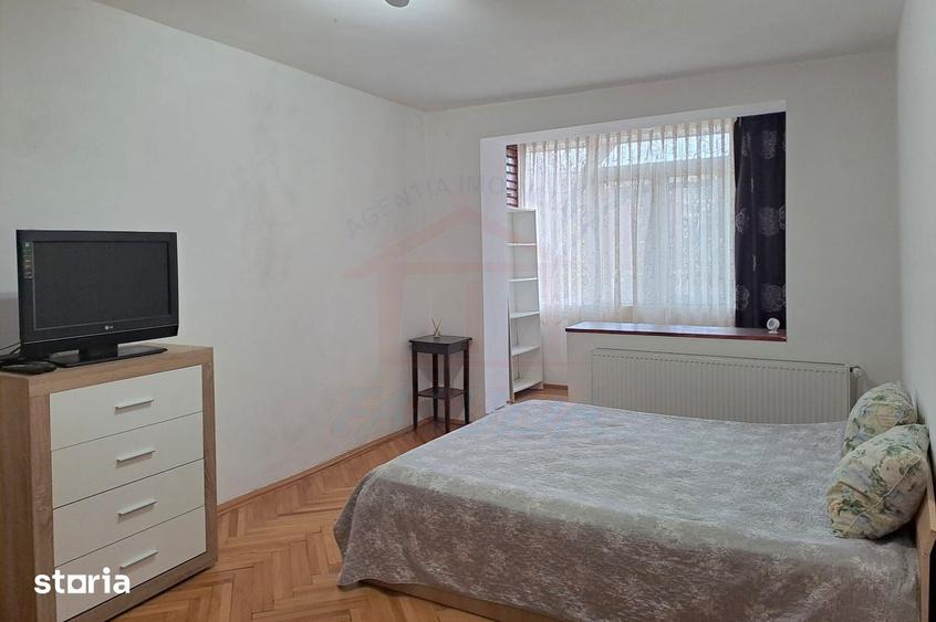 Apartament cu 2 camere decomandat, mobilat în Port