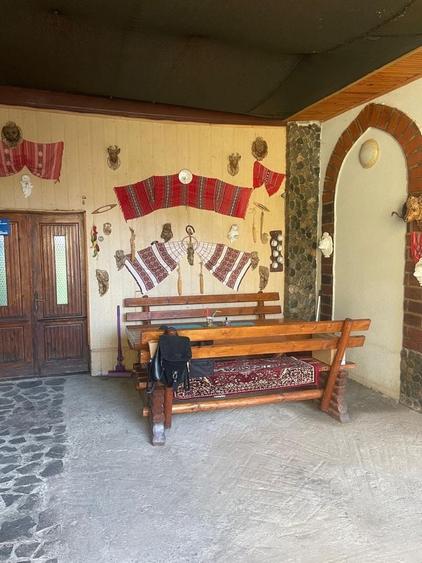 Casă cu 4 camere în Lerești
