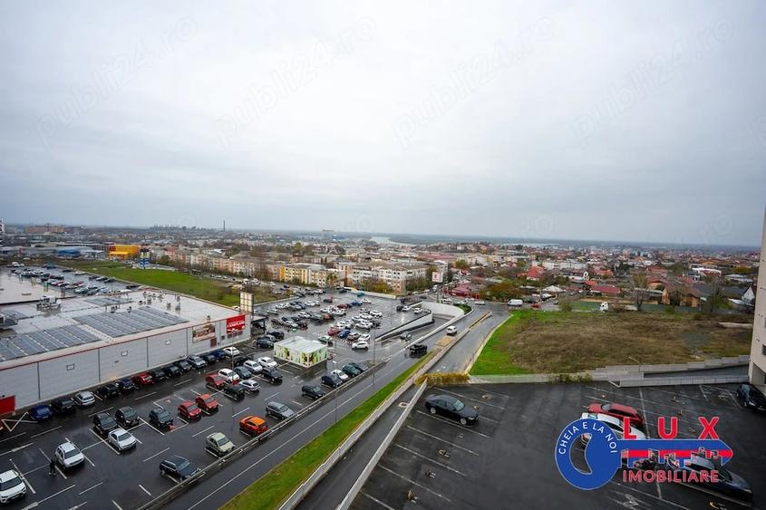 Apartament cu 2 camere decomandat în E3