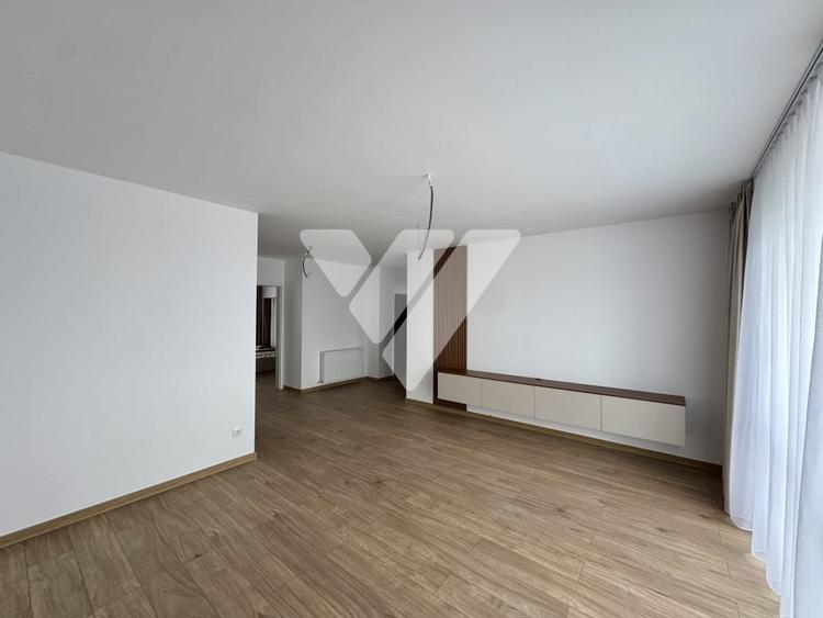 Apartament cu 3 camere decomandat în Mihai Viteazul