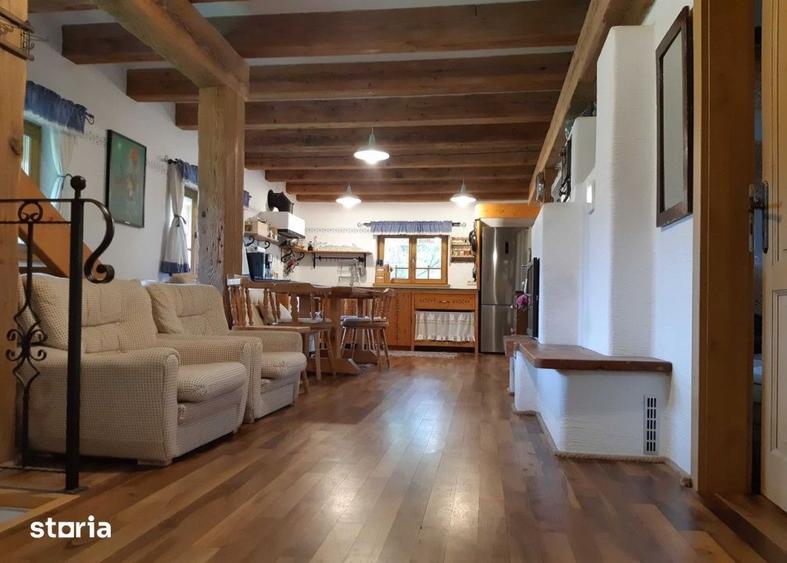 Casă cu 7 camere cu Teren 250 Mp în Ciurila