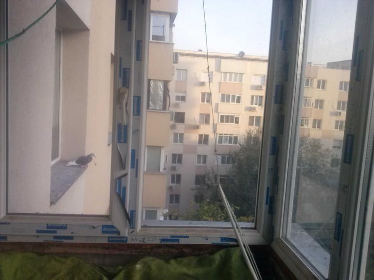Apartament cu 3 camere semidecomandat în Basarabia