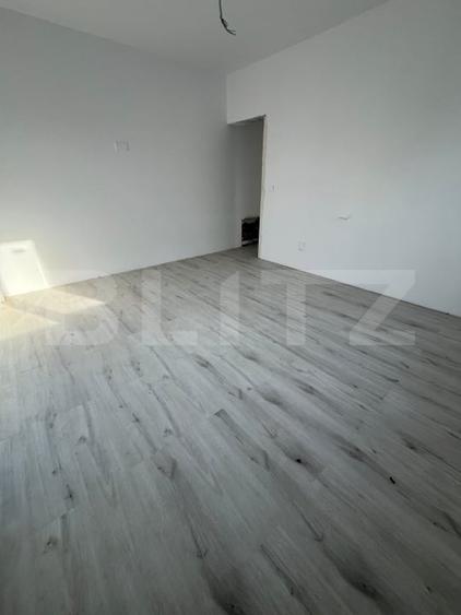 Apartament cu 2 camere decomandat în Vișani
