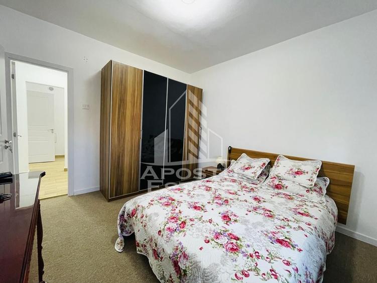 Apartament cu 3 camere decomandat în Grădiște
