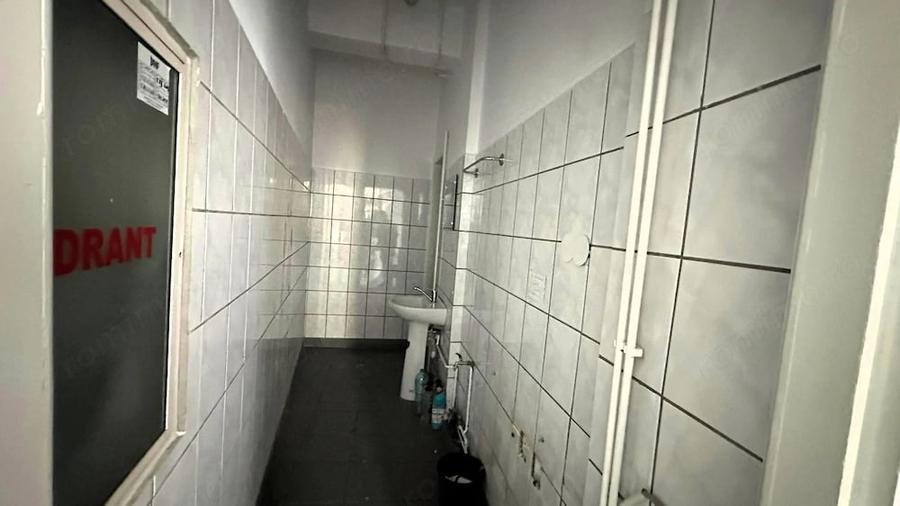 Spațiu comercial, de 40 mp, în Central