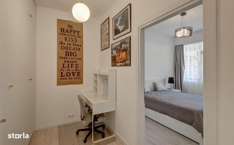 Apartament cu 4 camere, mobilat în Sud