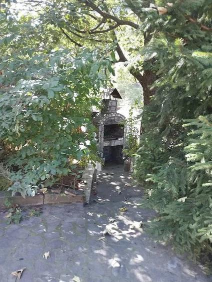 Casă cu 11 camere cu Teren 1200 Mp în Moieciu