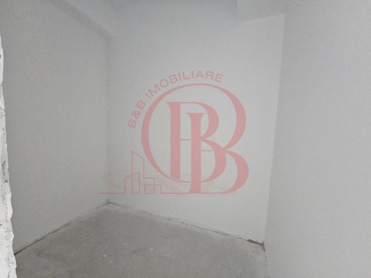 Apartament cu 4 camere decomandat în Theodor Pallady