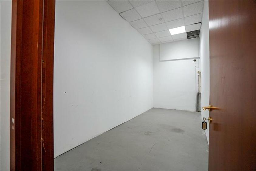 Spațiu comercial, de 1,240 mp, în Central