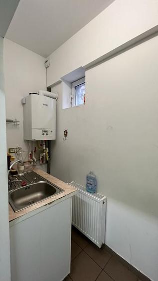 Spațiu comercial, de 280 mp, în P-ța Muncii