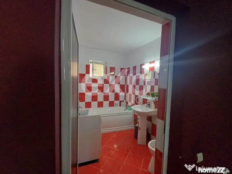Apartament cu 2 camere semidecomandat în Prelungirea Craiovei