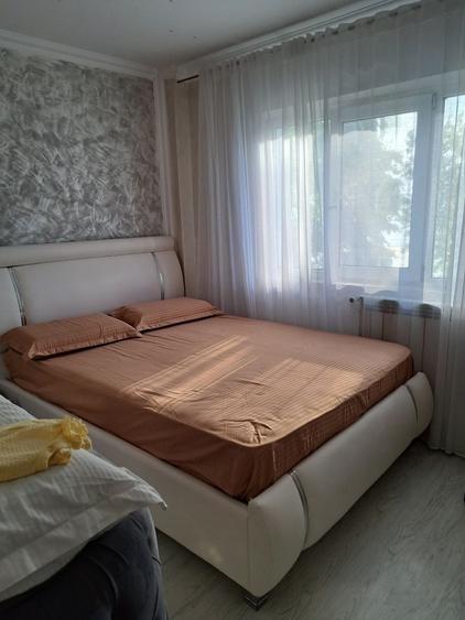 Apartament cu 4 camere decomandat în Năvodari