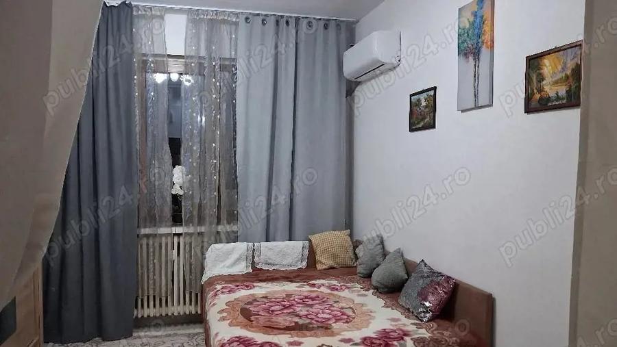 Garsonieră semidecomandată în Far