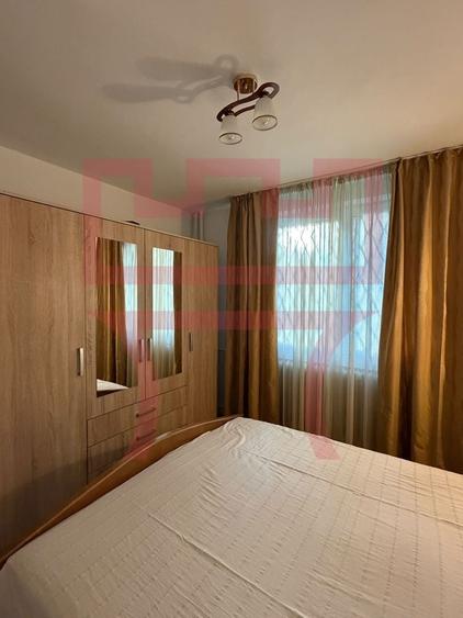 Apartament cu 2 camere decomandat în Plopilor