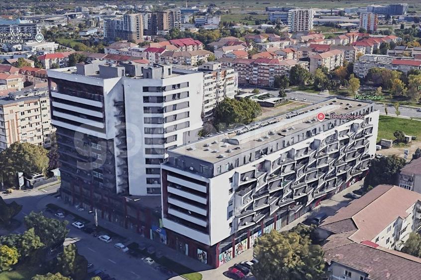Spațiu comercial, de 3,265 mp, în Central