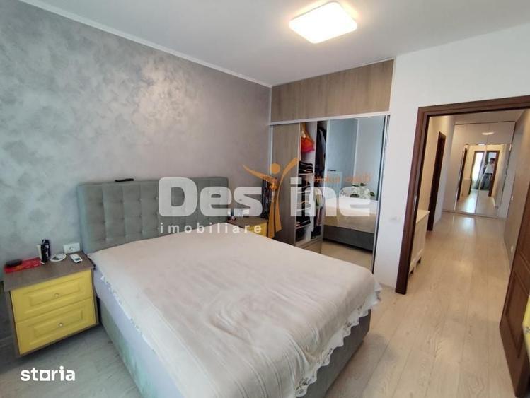 Apartament cu 3 camere decomandat în Blejoi