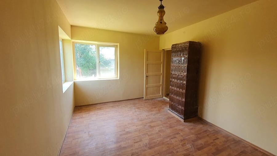 Casă cu 3 camere cu Teren 618 Mp în Răcari