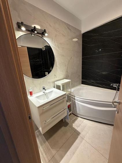 Apartament cu 2 camere decomandat, mobilat în Apărătorii Patriei